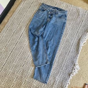 Wrap waistband boyfriend jeans